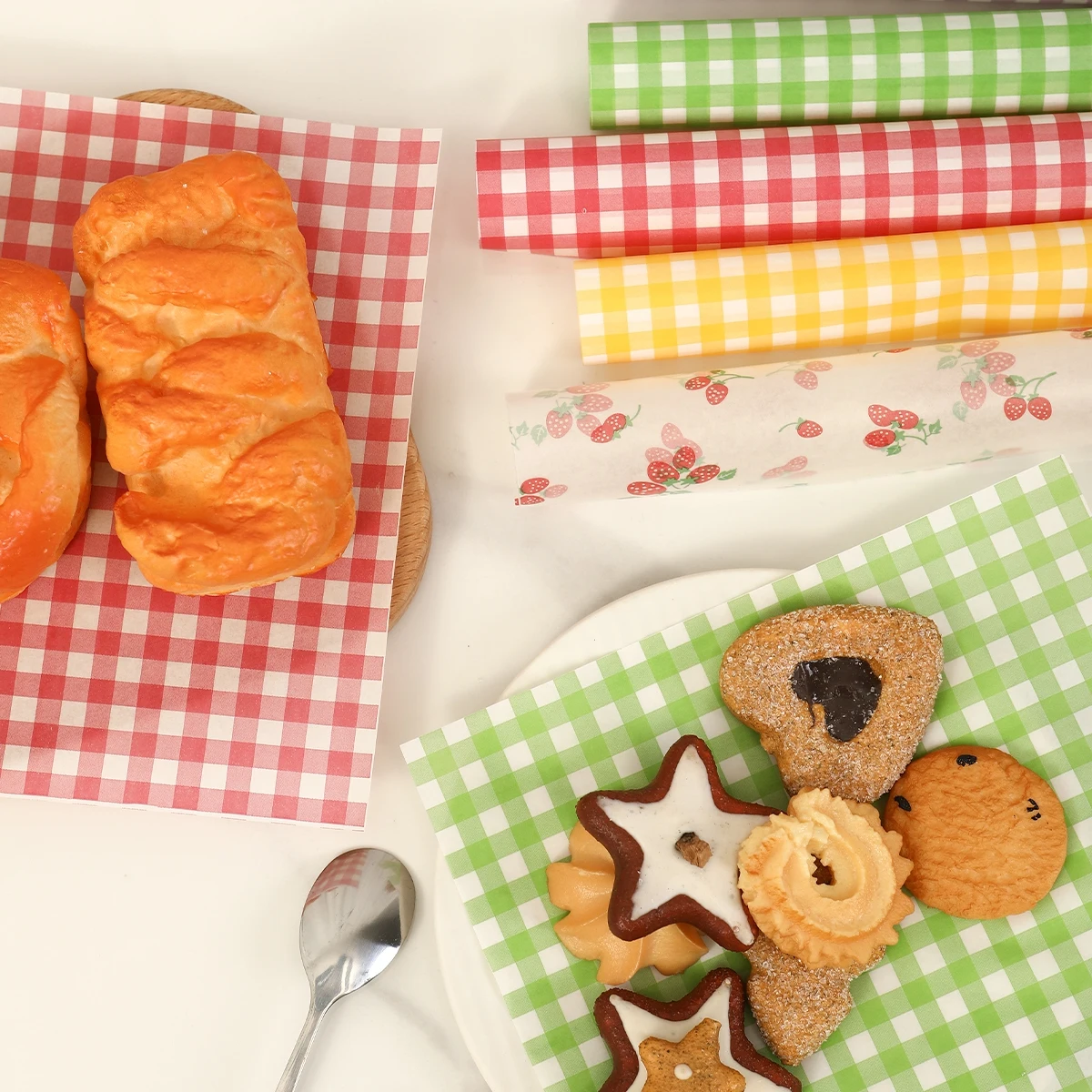 Kitchen Gadgets Gifts - 50Pcs Oilproof Wrapping Paper for Bread